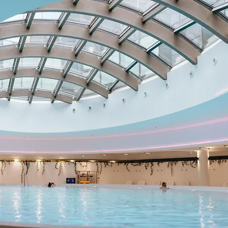 Hanza Tower Lux Sauna&pool Апартаменты